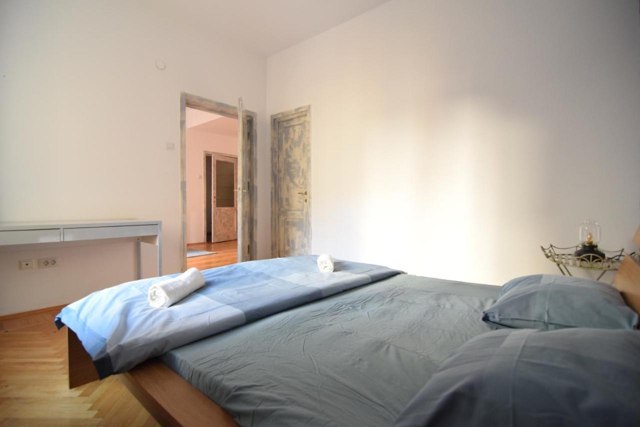 Bucharest Old Town Apartment Екстериор снимка